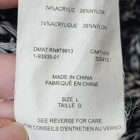 Jessica Simpson Maternity Sweater Size L - Picture 12 of 13